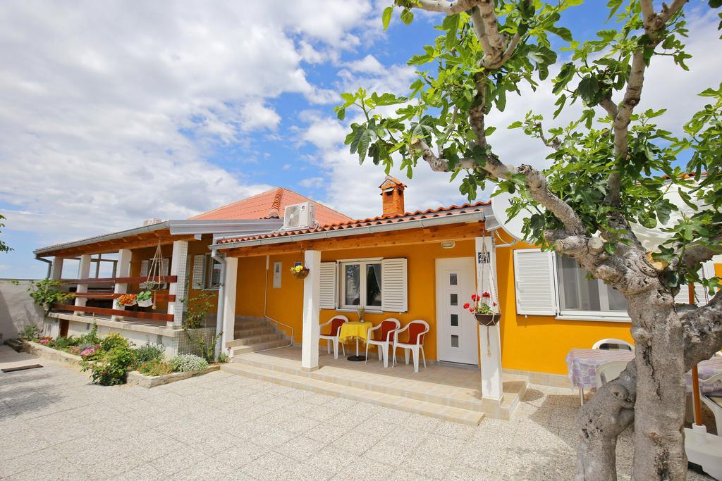 Apartment Marta Ражанац Екстер'єр фото
